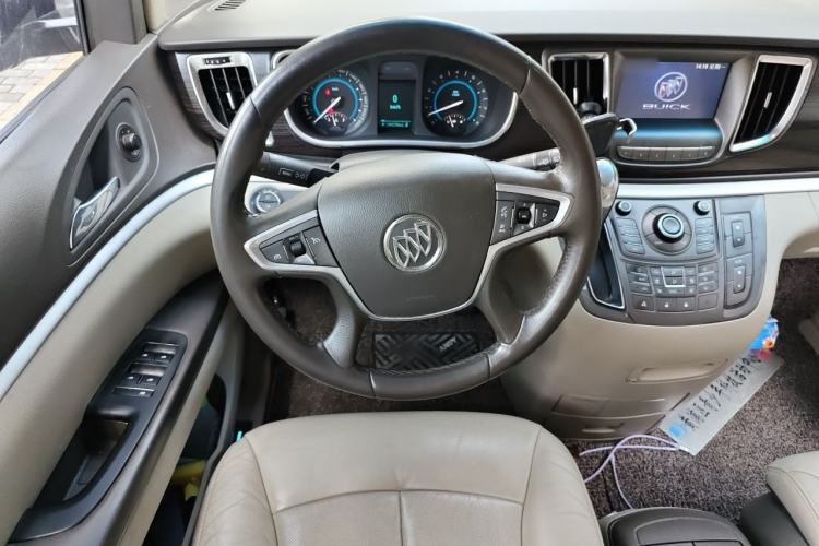 Used Buick GL8 2013 3.0L XT Luxury Business Flagship Edition Steering Wheel