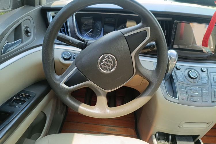 Used Buick GL8 2013 2.4L CT Luxury Business Comfort Edition Steering Wheel