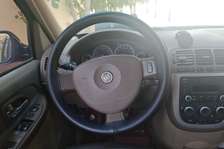Used Buick GL8 2013 2.4L Classic Edition Steering Wheel