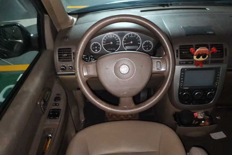 Used Buick GL8 2013 2.4L Comfort Edition Steering Wheel