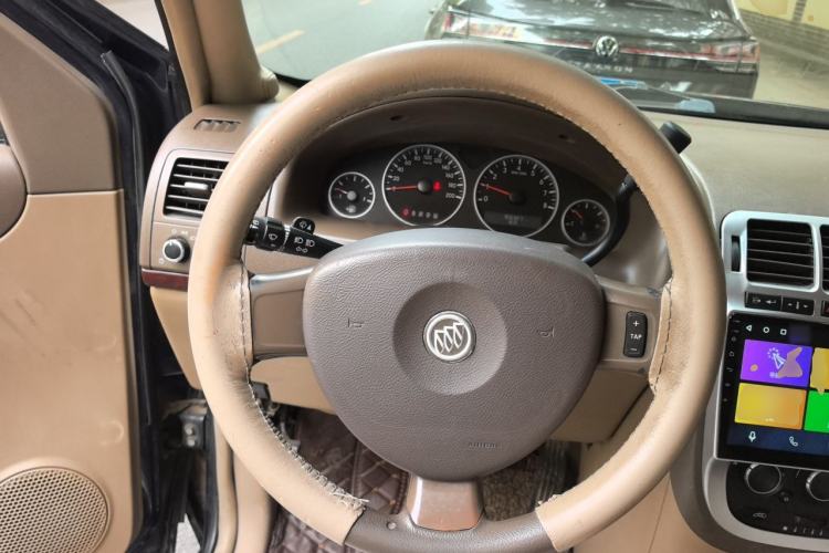 Used Buick GL8 2013 2.4L Classic Edition Steering Wheel
