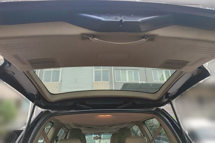 Used Buick GL8 2013 2.4L Comfort Edition Trunk