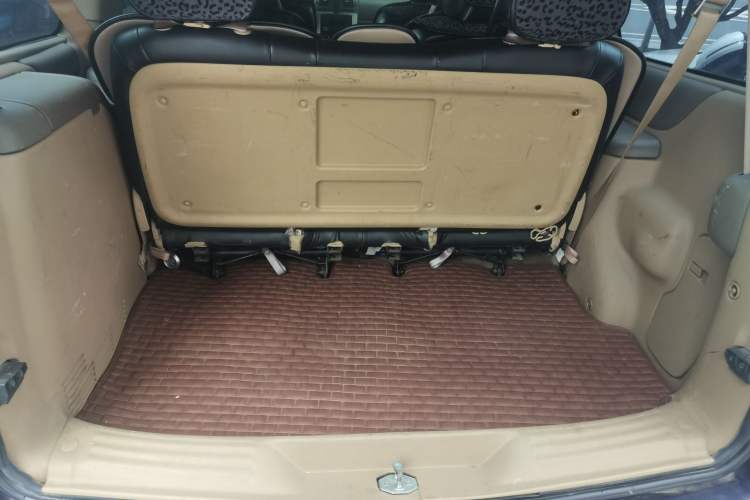 Used Buick GL8 2013 2.4L Classic Edition Trunk