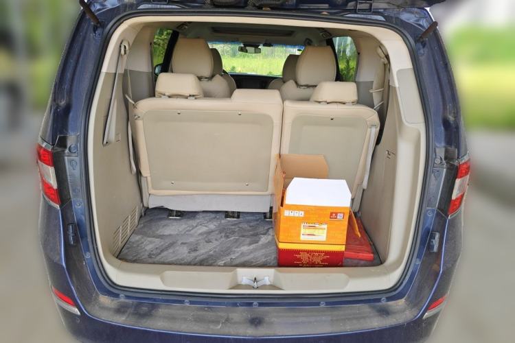 Used Buick GL8 2013 2.4L CT Luxury Business Comfort Edition Trunk