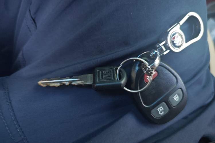 Used Buick GL8 2013 2.4L Classic Edition Vehicle Key