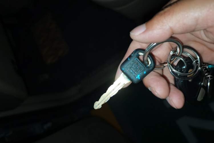 Used Buick GL8 2013 2.4L Comfort Edition Vehicle Key