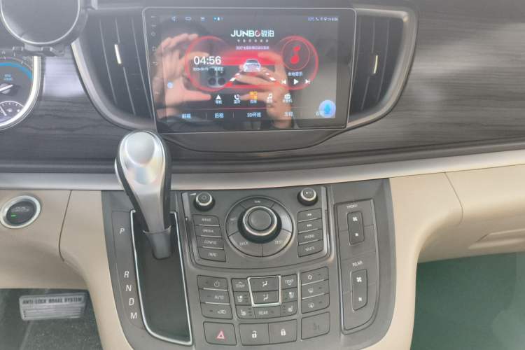 Used Buick GL8 2013 3.0L XT Luxury Business Flagship Edition Audio And AC Panel