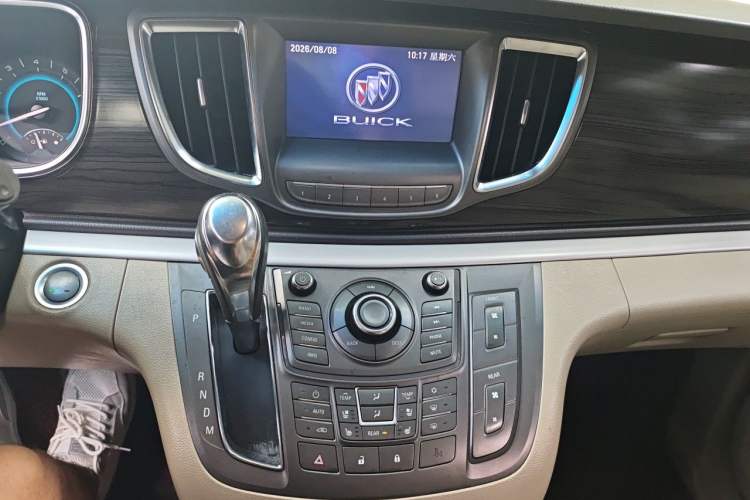 Used Buick GL8 2013 3.0L XT Luxury Business Flagship Edition Audio And AC Panel