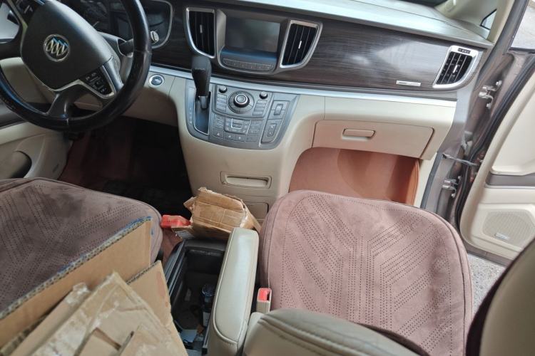 Used Buick GL8 2013 3.0L GT Luxury Business Haoya Edition Center Console