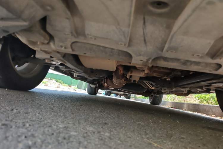 Used Buick GL8 2013 2.4L CT Luxury Business Comfort Edition Chassis Front