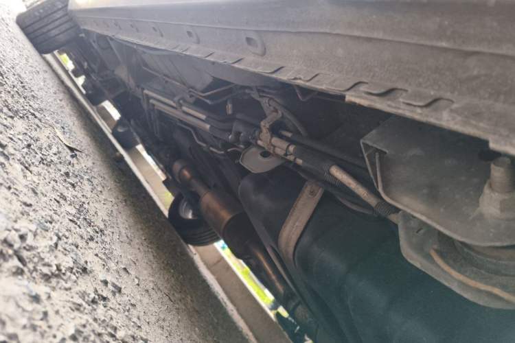 Used Buick GL8 2013 3.0L XT Luxury Business Flagship Edition Chassis Rear Left