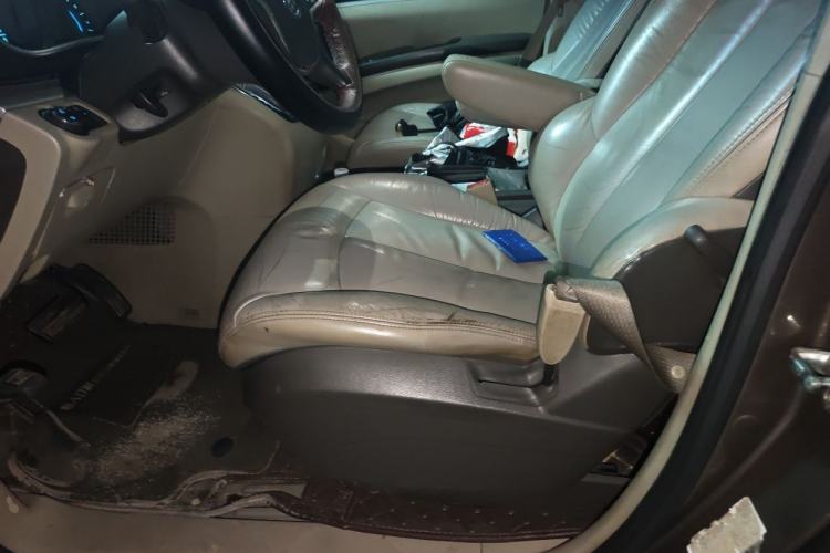 Used Buick GL8 2013 3.0L GT Luxury Business Haoya Edition Driver Seat