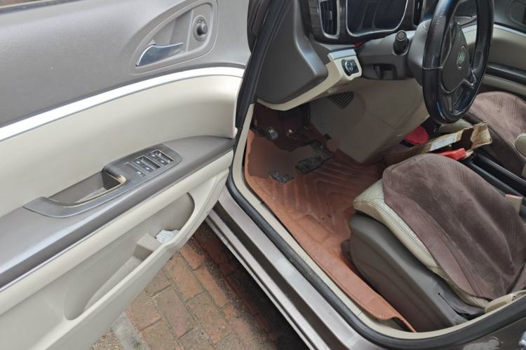 Used Buick GL8 2013 3.0L GT Luxury Business Haoya Edition Driver Seat