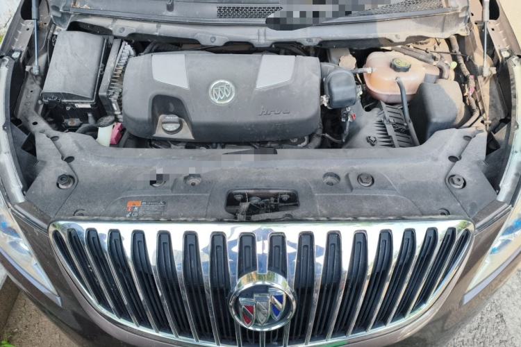 Used Buick GL8 2013 3.0L XT Luxury Business Flagship Edition Engine Bay