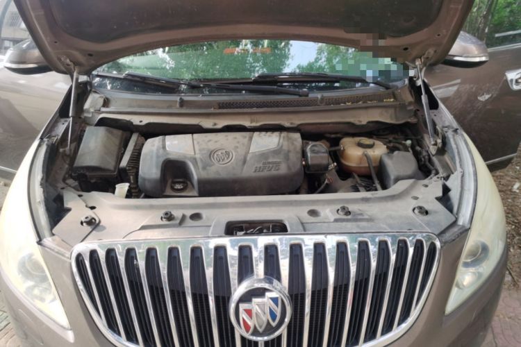 Used Buick GL8 2013 3.0L XT Luxury Business Flagship Edition Engine Bay