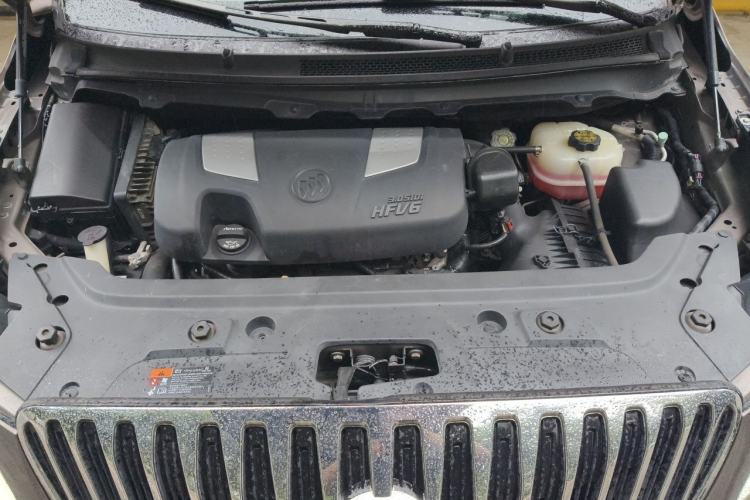 Used Buick GL8 2013 3.0L GT Luxury Business Haoya Edition Engine Bay