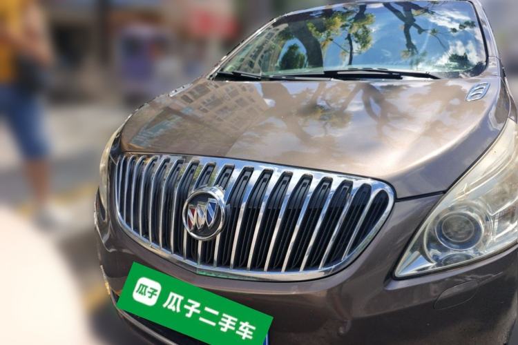 Used Buick GL8 2013 2.4L CT Luxury Business Comfort Edition Front
