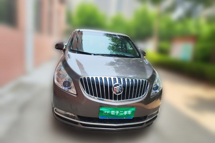Used Buick GL8 2013 3.0L XT Luxury Business Flagship Edition Front