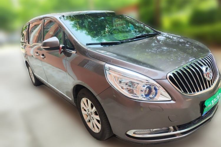 Used Buick GL8 2013 3.0L XT Luxury Business Flagship Edition Front Right 45 Deg