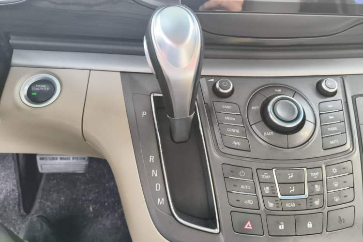 Used Buick GL8 2013 3.0L XT Luxury Business Flagship Edition Gear Lever