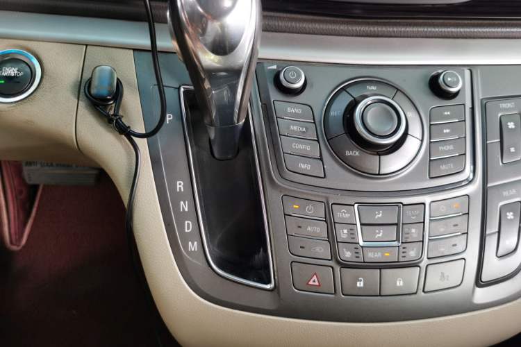 Used Buick GL8 2013 3.0L XT Luxury Business Flagship Edition Gear Lever