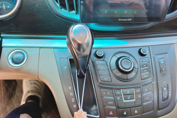 Used Buick GL8 2013 2.4L CT Luxury Business Comfort Edition Gear Lever