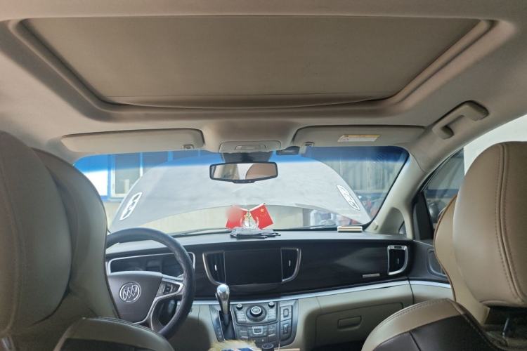 Used Buick GL8 2013 3.0L GT Luxury Business Haoya Edition Headliner