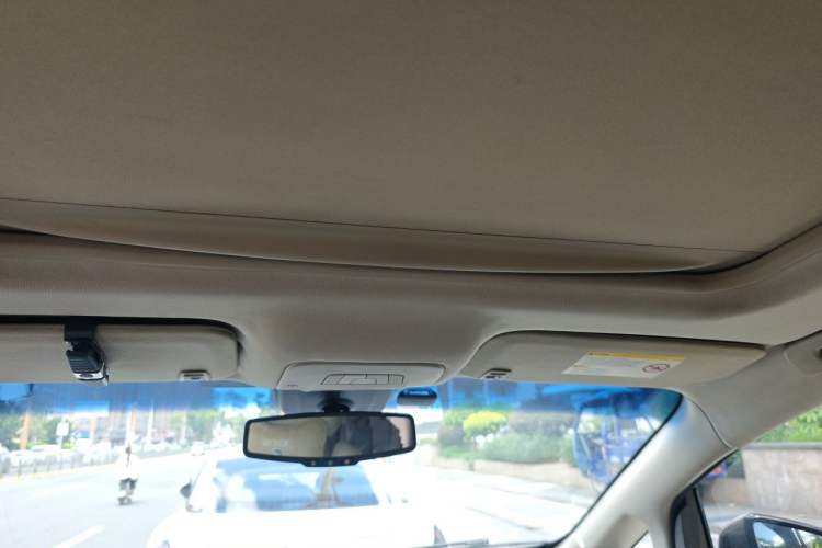 Used Buick GL8 2013 2.4L CT Luxury Business Comfort Edition Headliner