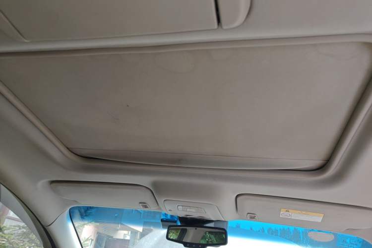 Used Buick GL8 2013 3.0L GT Luxury Business Haoya Edition Headliner