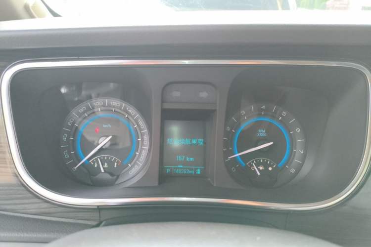 Used Buick GL8 2013 3.0L XT Luxury Business Flagship Edition Instrument Cluster