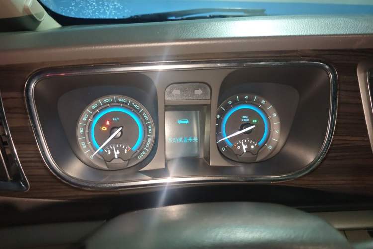 Used Buick GL8 2013 3.0L GT Luxury Business Haoya Edition Instrument Cluster