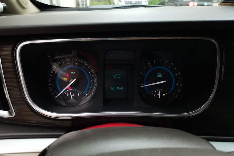 Used Buick GL8 2013 2.4L CT Luxury Business Comfort Edition Instrument Cluster