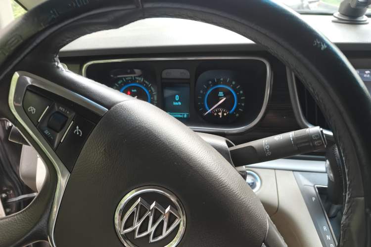 Used Buick GL8 2013 3.0L GT Luxury Business Haoya Edition Instrument Cluster