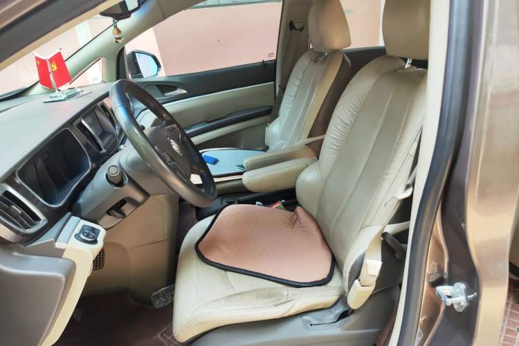 Used Buick GL8 2013 3.0L XT Luxury Business Flagship Edition Left Front Seat