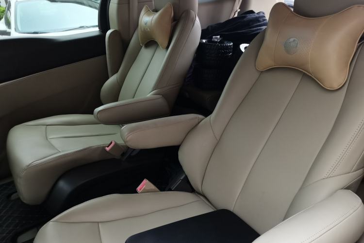 Used Buick GL8 2013 2.4L CT Luxury Business Comfort Edition Left Rear Seat