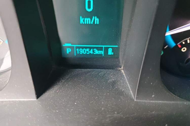 Used Buick GL8 2013 3.0L XT Luxury Business Flagship Edition Odometer Close Up