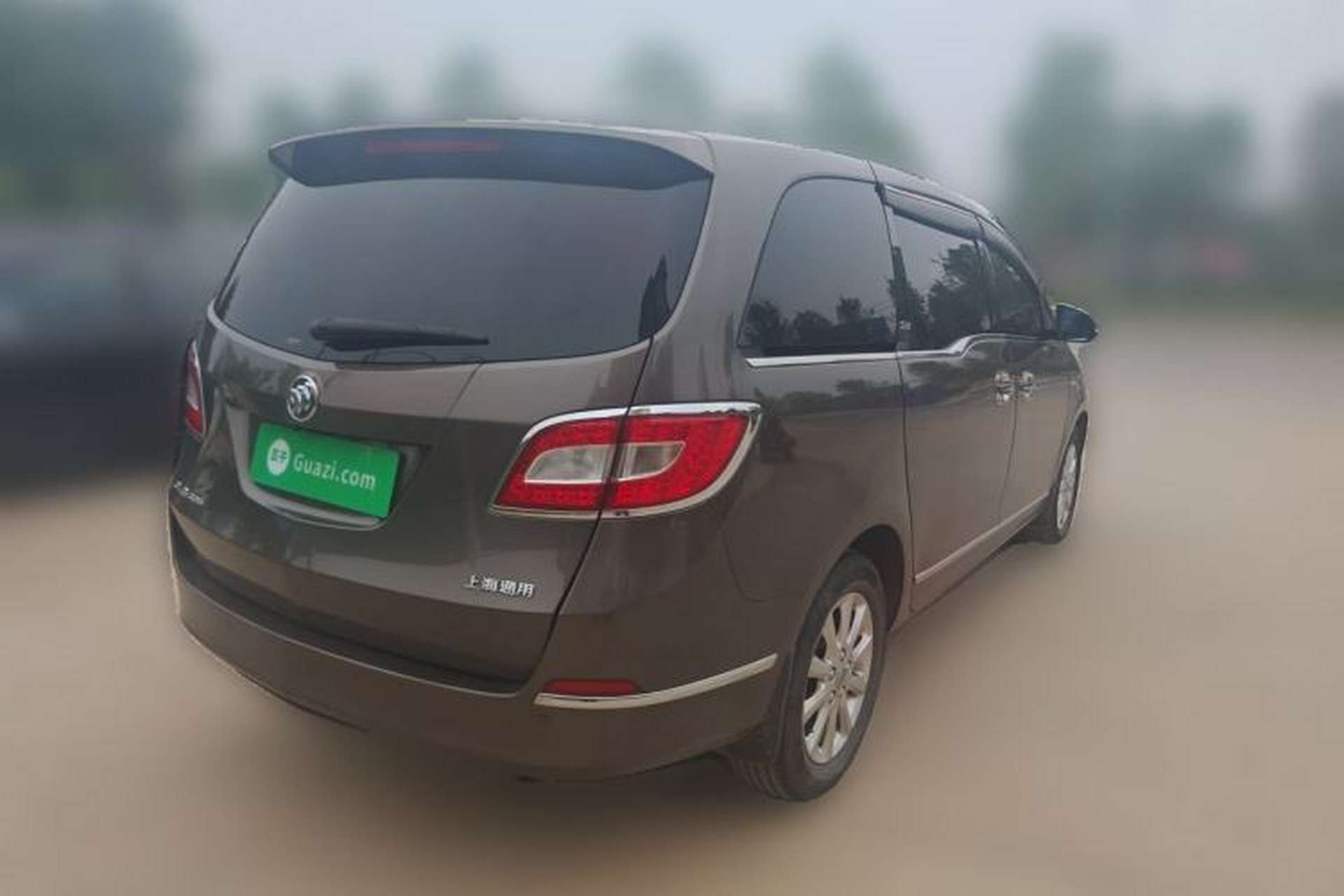 Used Buick GL8 2013 3.0L XT Luxury Business Flagship Edition Rear Right 45 Deg