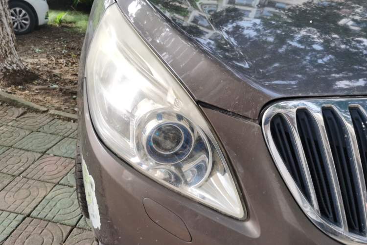 Used Buick GL8 2013 3.0L XT Luxury Business Flagship Edition Right Front Headlight