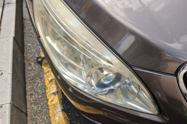 Used Buick GL8 2013 2.4L CT Luxury Business Comfort Edition Right Front Headlight