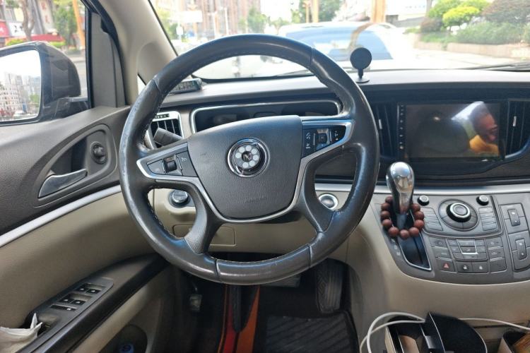 Used Buick GL8 2013 2.4L CT Luxury Business Comfort Edition Steering Wheel