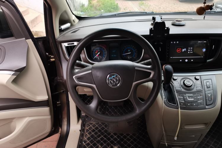 Used Buick GL8 2013 2.4L CT Luxury Business Comfort Edition Steering Wheel