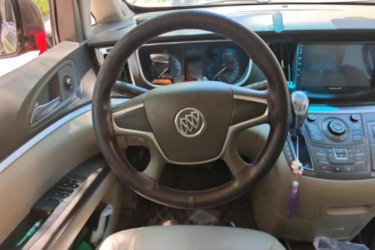 Used Buick GL8 2013 2.4L CT Luxury Business Comfort Edition Steering Wheel