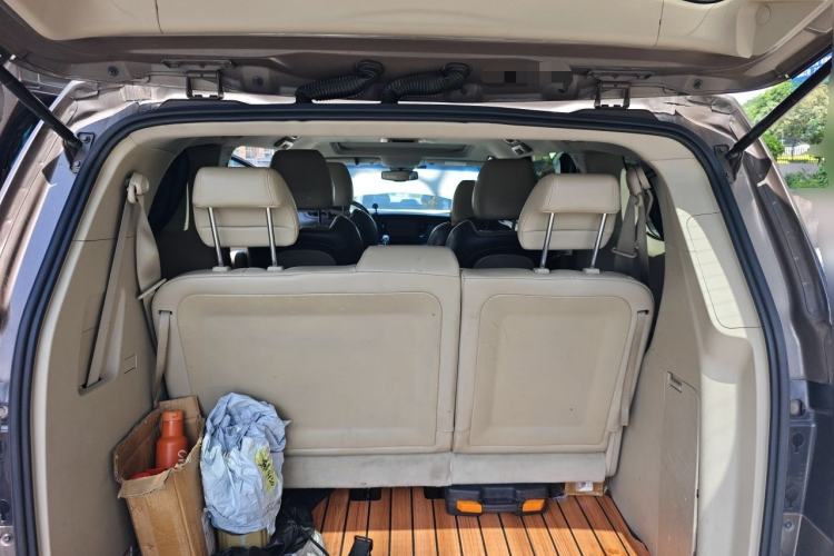 Used Buick GL8 2013 2.4L CT Luxury Business Comfort Edition Trunk