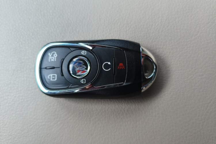 Used Buick GL8 2013 3.0L XT Luxury Business Flagship Edition Vehicle Key
