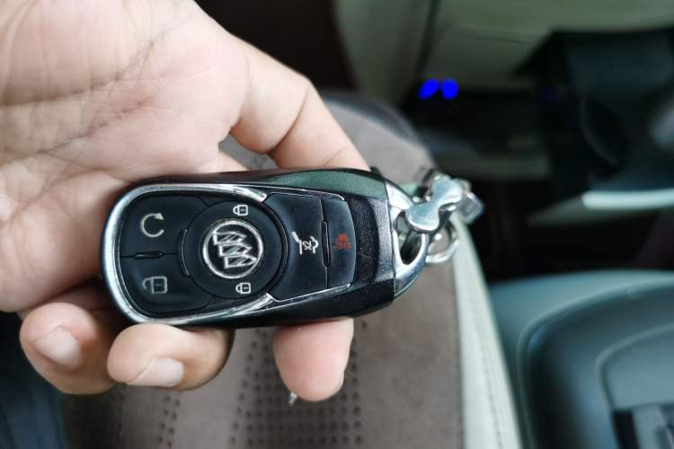 Used Buick GL8 2013 3.0L XT Luxury Business Flagship Edition Vehicle Key