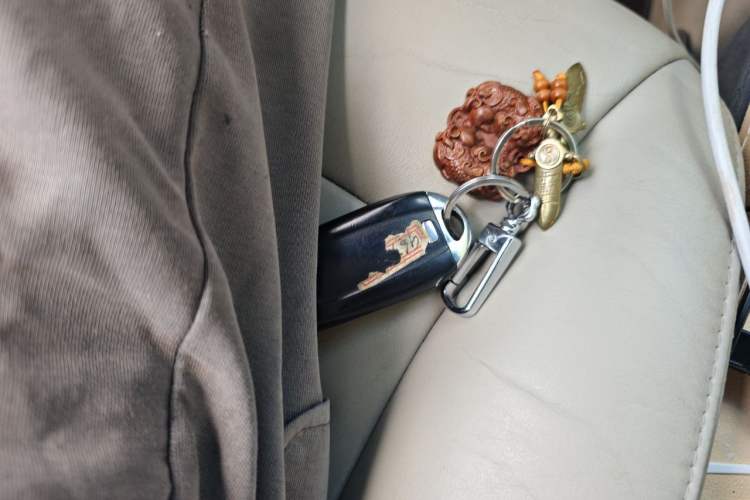 Used Buick GL8 2013 2.4L CT Luxury Business Comfort Edition Vehicle Key