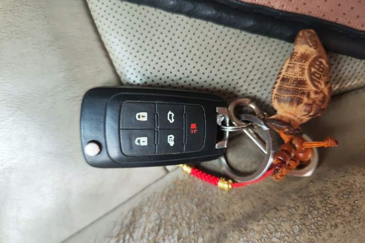 Used Buick GL8 2013 3.0L XT Luxury Business Flagship Edition Vehicle Key