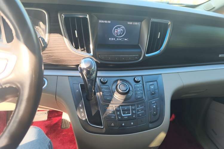 Used Buick GL8 2013 3.0L XT Luxury Business Flagship Edition Audio And AC Panel