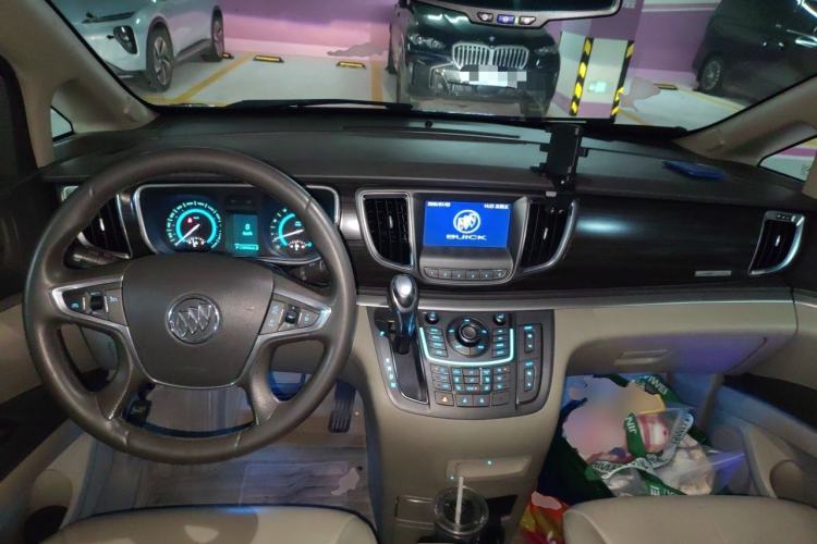 Used Buick GL8 2013 3.0L XT Luxury Business Flagship Edition Center Console