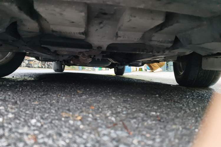 Used Buick GL8 2013 3.0L XT Luxury Business Flagship Edition Chassis Front